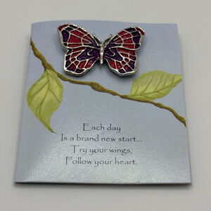 ✨5/$25✨ Butterfly Pin With Card